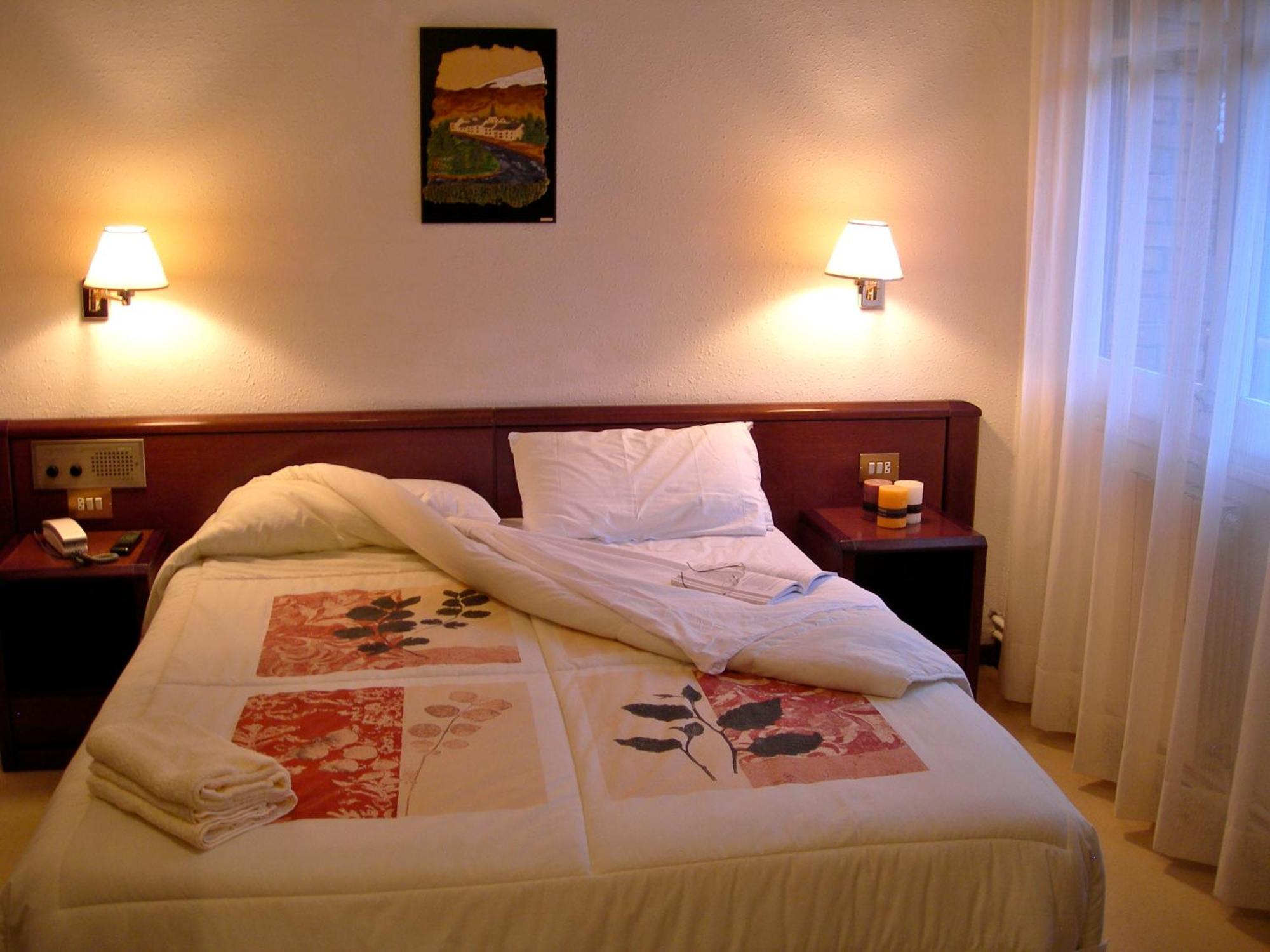 Hosteria Catalana Босост Екстериор снимка